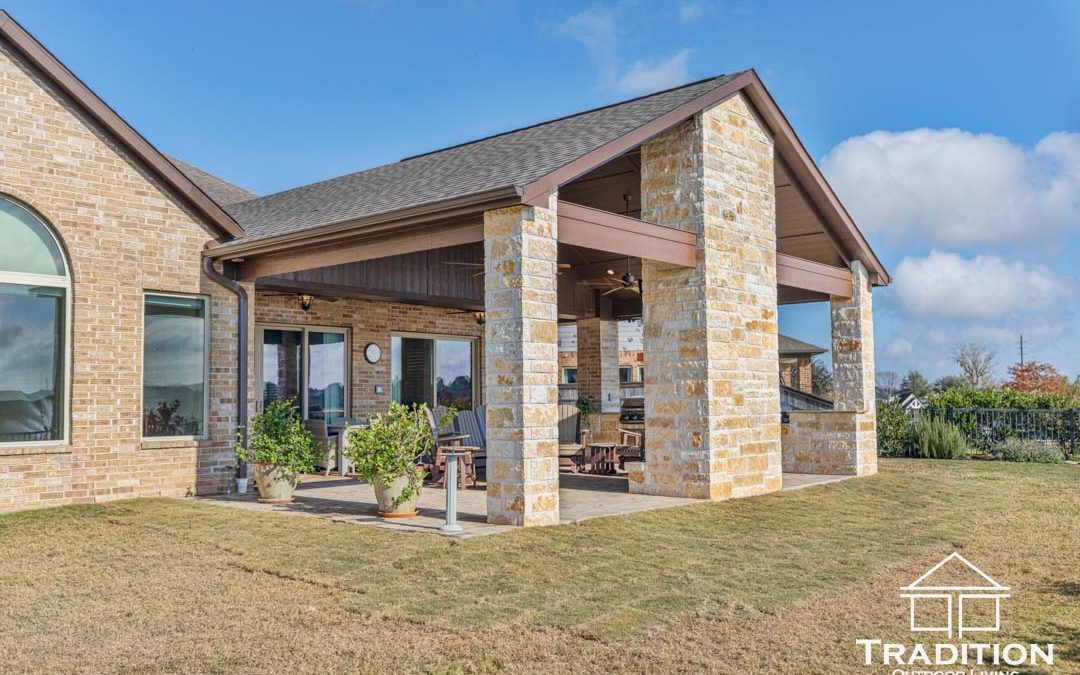 Covered Patio with Outdoor Kitchen & Fireplace in Sienna, Missouri City, TX