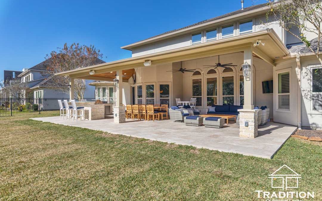 Covered Patio with Outdoor Kitchen in Humble, Texas