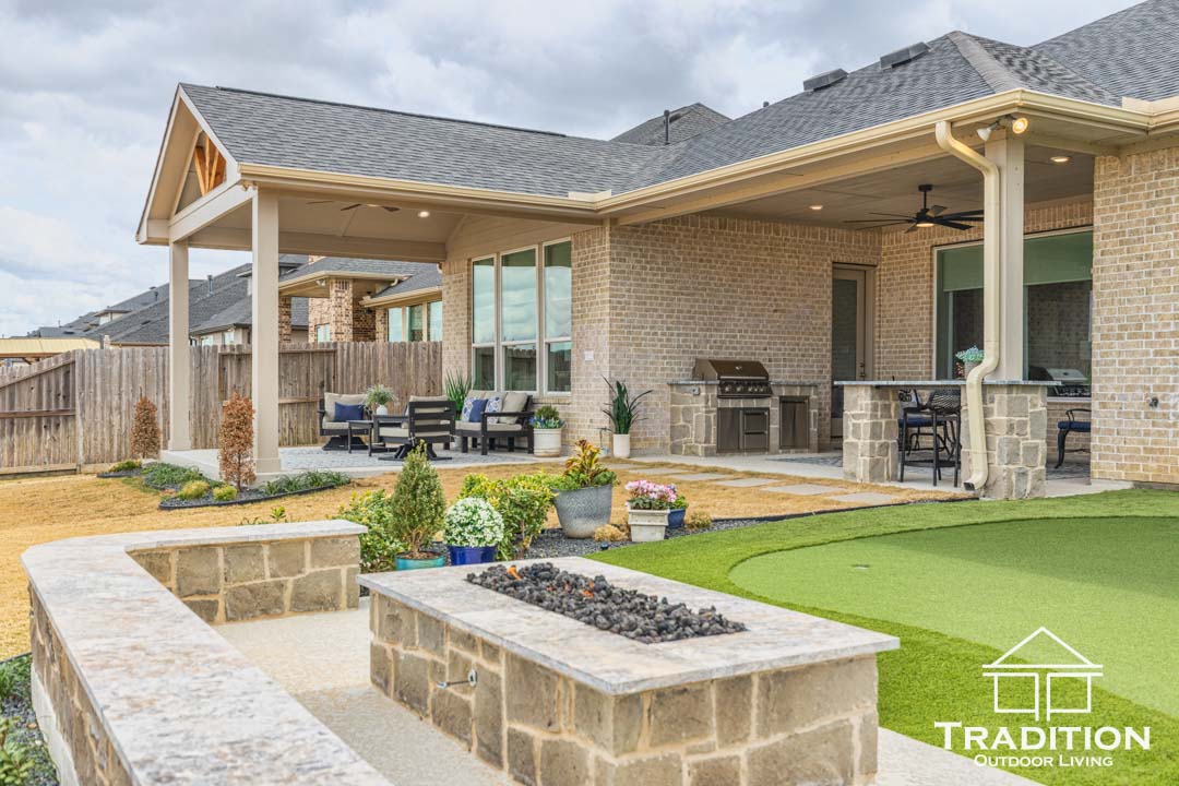Covered Patio with Outdoor Kitchen & Fireplace in Sienna, Missouri City, TX